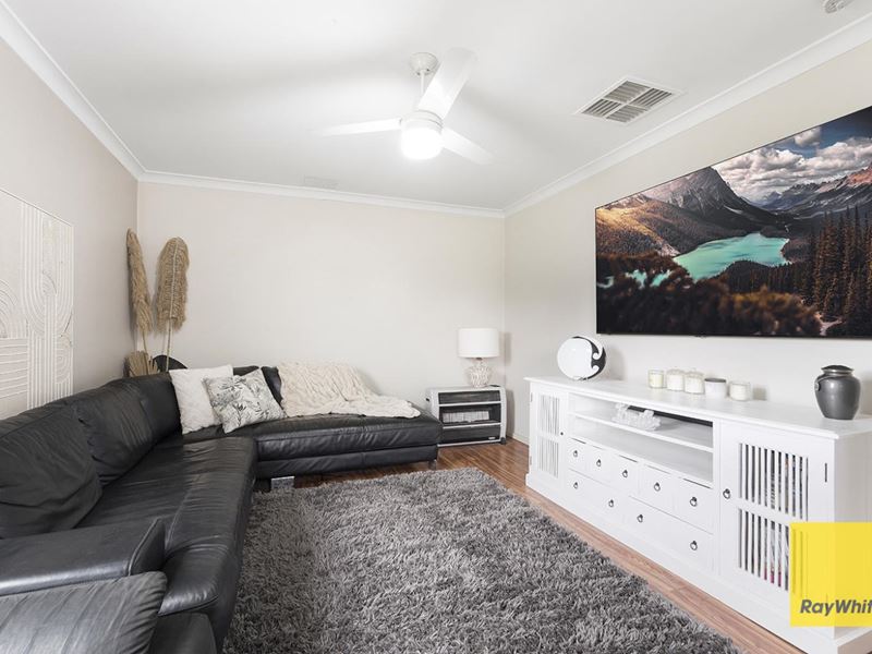 4 Bligh Place, Thornlie WA 6108