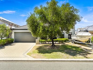7 Pompei Crescent, Stirling WA 6021