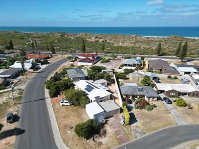 7 Whitfield Drive, Two Rocks WA 6037
