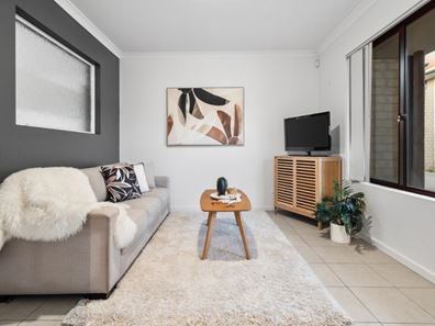 2/105 Gladstone Road, Rivervale WA 6103