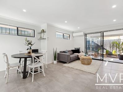 4B Simons Street, Coolbellup WA 6163