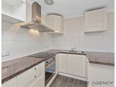 10/165 Mill Point Road, South Perth WA 6151