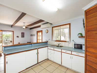 780 Bindi Bindi - Toodyay Road, Coondle, Toodyay WA 6566