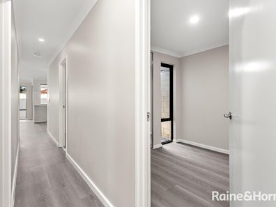 2B Chilgrove Way, Balga WA 6061