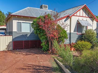 33 Stirling  Street, Northam WA 6401