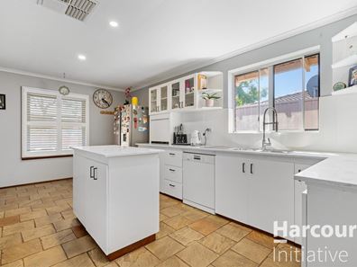 66 Templeton Crescent, Girrawheen WA 6064