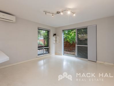 2/165 Mill Point Road, South Perth WA 6151