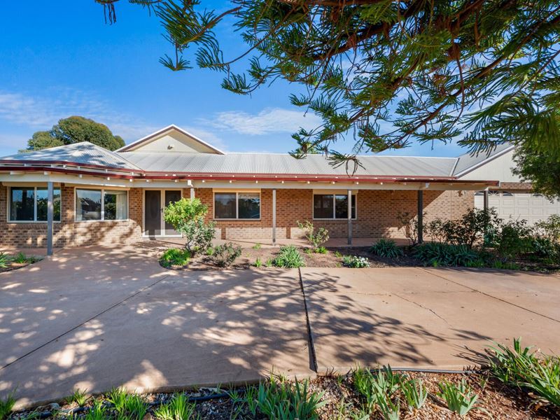 16 Turich Way, Victory Heights WA 6432