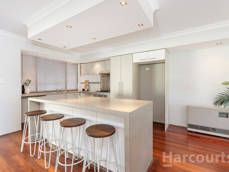 4 Logue Court, Heathridge WA 6027