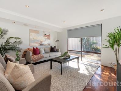 4 Logue Court, Heathridge WA 6027