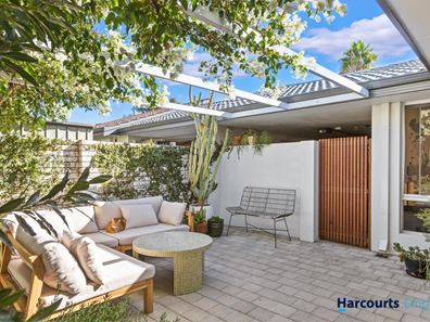 2/56 Deanmore Road, Scarborough WA 6019