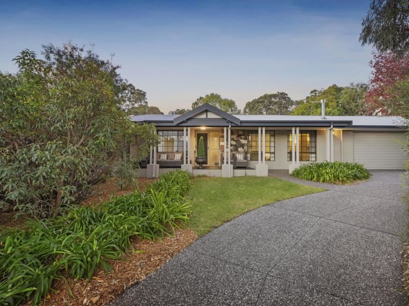 12 Bussell Road, Wembley Downs WA 6019