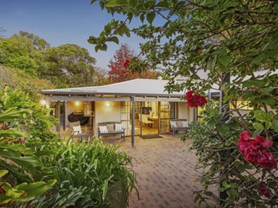 12 Bussell Road, Wembley Downs WA 6019