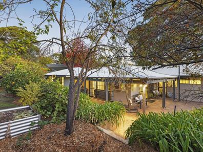 12 Bussell Road, Wembley Downs WA 6019