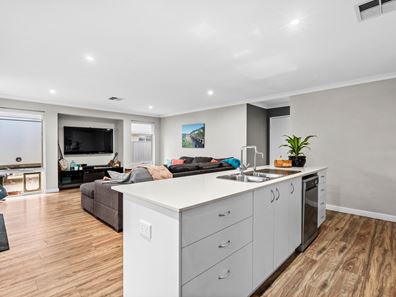 10 Heriot Street, Brabham WA 6055