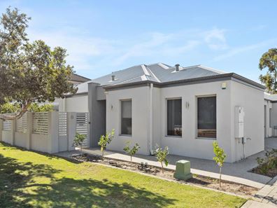 8 Wheeler Street, Morley WA 6062