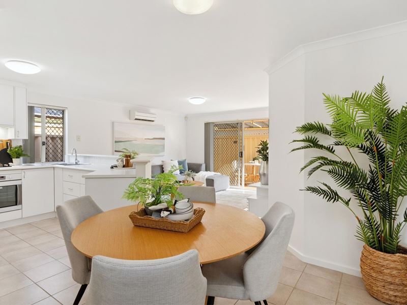 2/11 Harrison Street, Balcatta