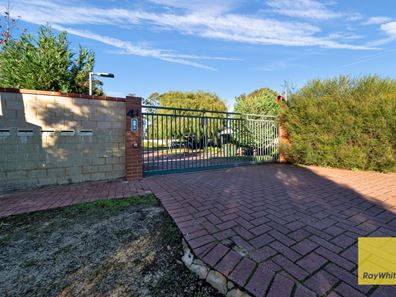 3/43 Golders Way, Girrawheen WA 6064
