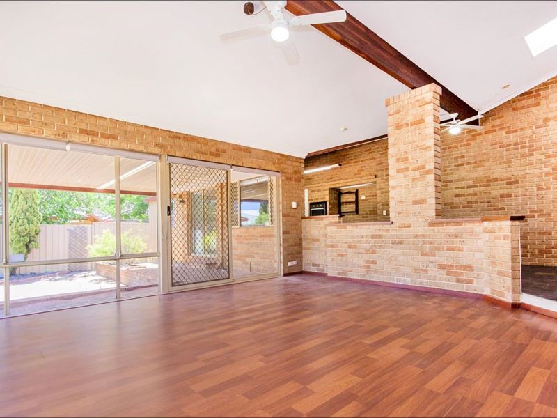 2A Keane Close, Winthrop WA 6150