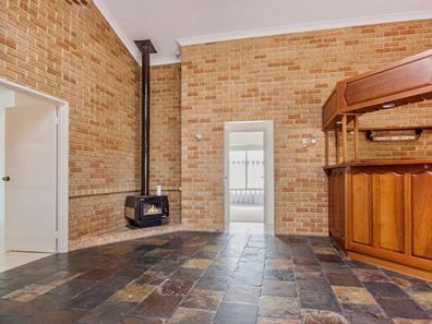 2A Keane Close, Winthrop WA 6150