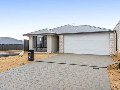 59 Cardinal Loop, Lakelands WA 6180