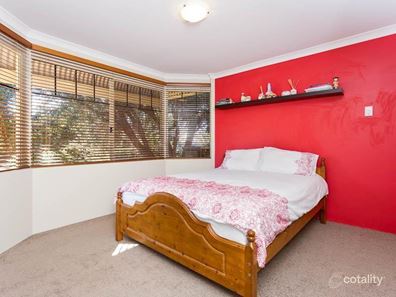 5 Serpentine Rise, Success WA 6164