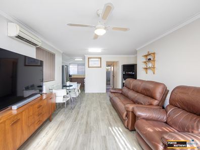 8/305 Wharf Street, Queens Park WA 6107