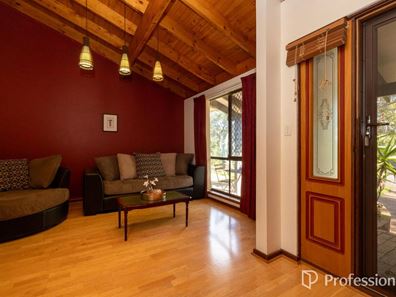 1 Jasper Place, Mount Richon WA 6112