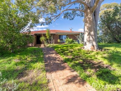 1 Jasper Place, Mount Richon WA 6112