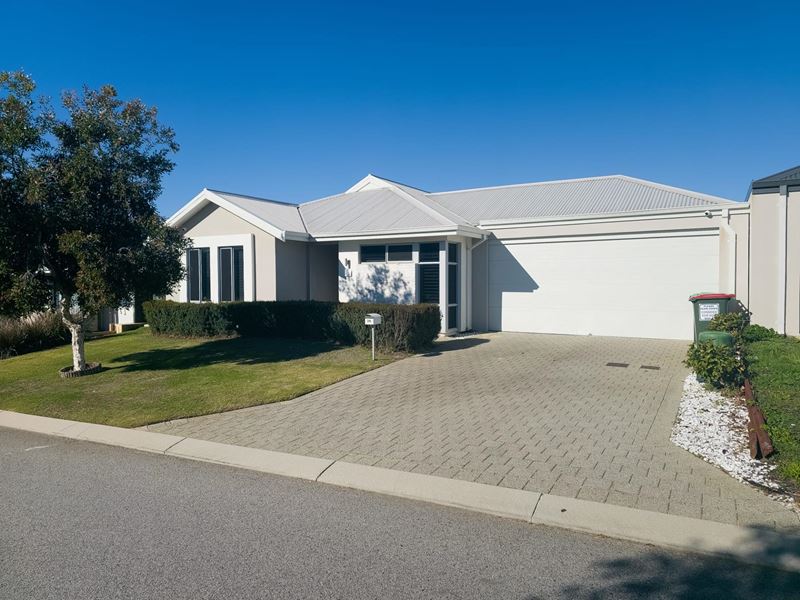 20 Sandridge Street, Banksia Grove WA 6031