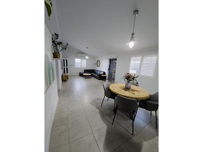 20 Sandridge Street, Banksia Grove WA 6031