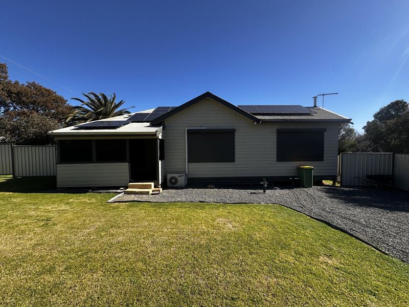 1 Roe Street, Narrogin WA 6312