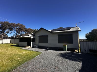 1 Roe Street, Narrogin WA 6312