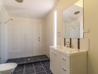 80 Shaw Street, Coolgardie WA 6429