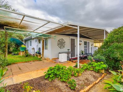 258/270 South Western Highway, Mount Richon WA 6112