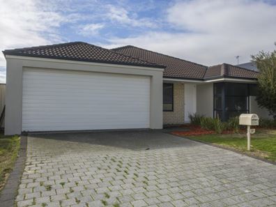 38 Highland Crescent, Meadow Springs WA 6210