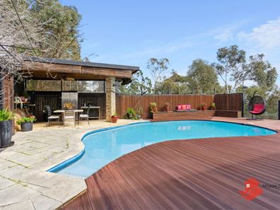 42 Contour Road, Roleystone WA 6111