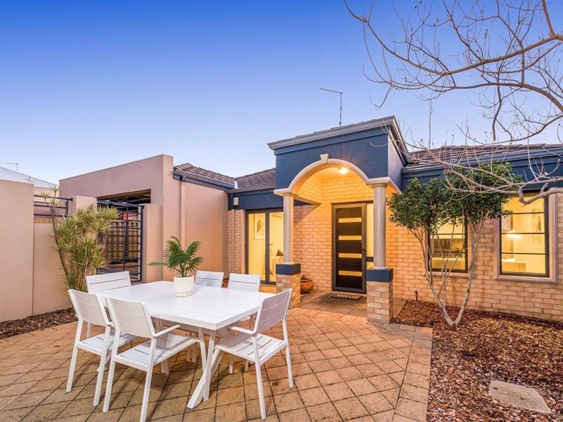 87  Duke Street, Scarborough WA 6019