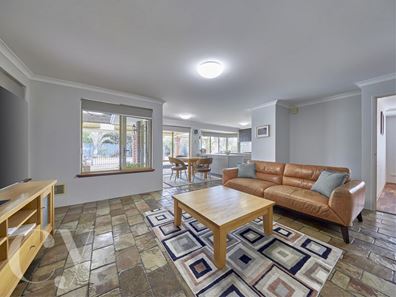 40 Eckersley Heights, Winthrop WA 6150