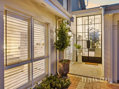32a Holman Street, Melville WA 6156