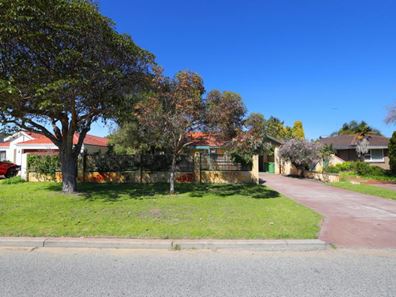 6 Davy Street, Alfred Cove WA 6154
