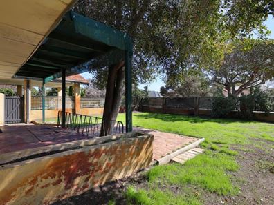 6 Davy Street, Alfred Cove WA 6154
