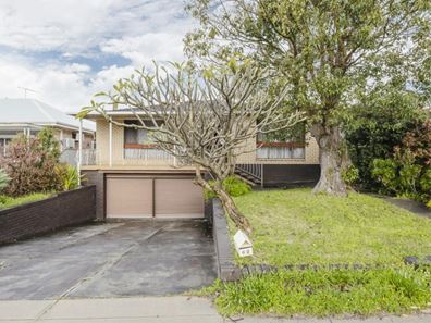 62 Flinders Street, Yokine WA 6060