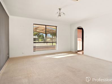 136 Campbell Street, West Lamington WA 6430