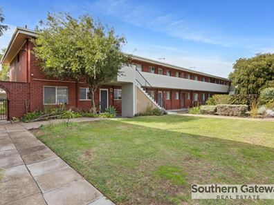 19/4 Minchinson Street, Shoalwater WA 6169