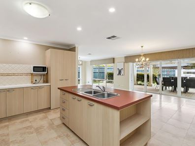 38 Arbor Drive, Ellenbrook WA 6069