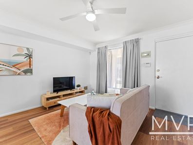 9/42 Gillett Drive, Kardinya WA 6163