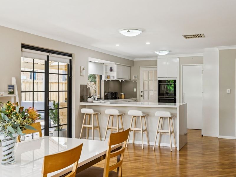 12 Rossini Circle, Ellenbrook WA 6069