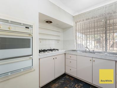 59 Greenway Avenue, Thornlie WA 6108