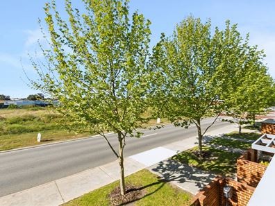 13/40 Bennett Springs Drive, Bennett Springs WA 6063